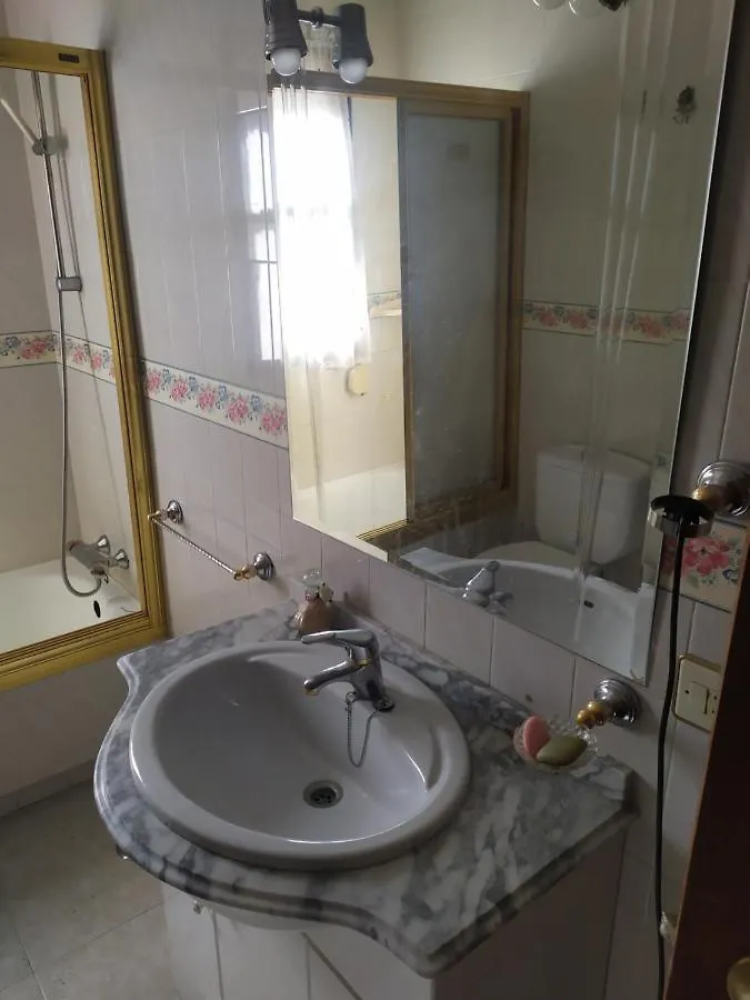 Bed & Breakfast Habitacion Privada Triple Toledo