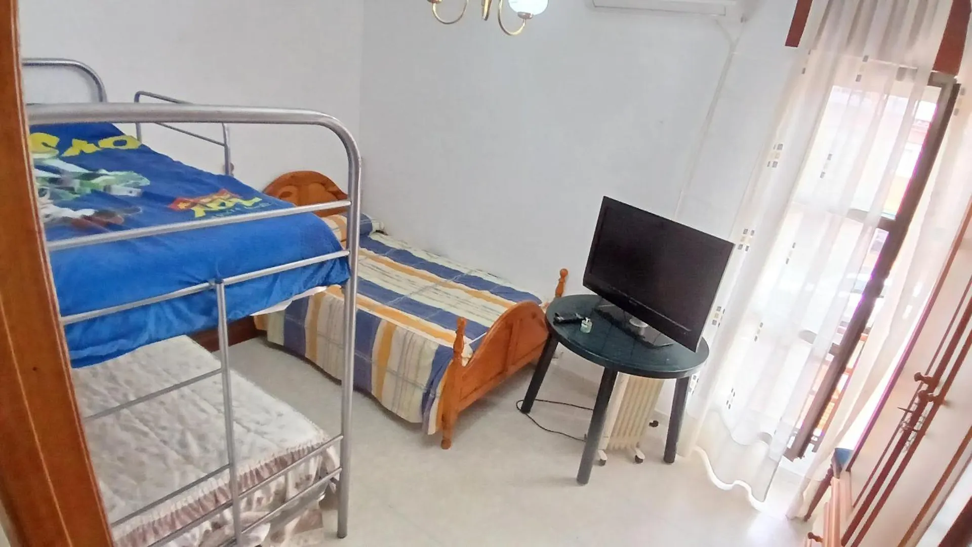 Habitacion Privada Triple Toledo