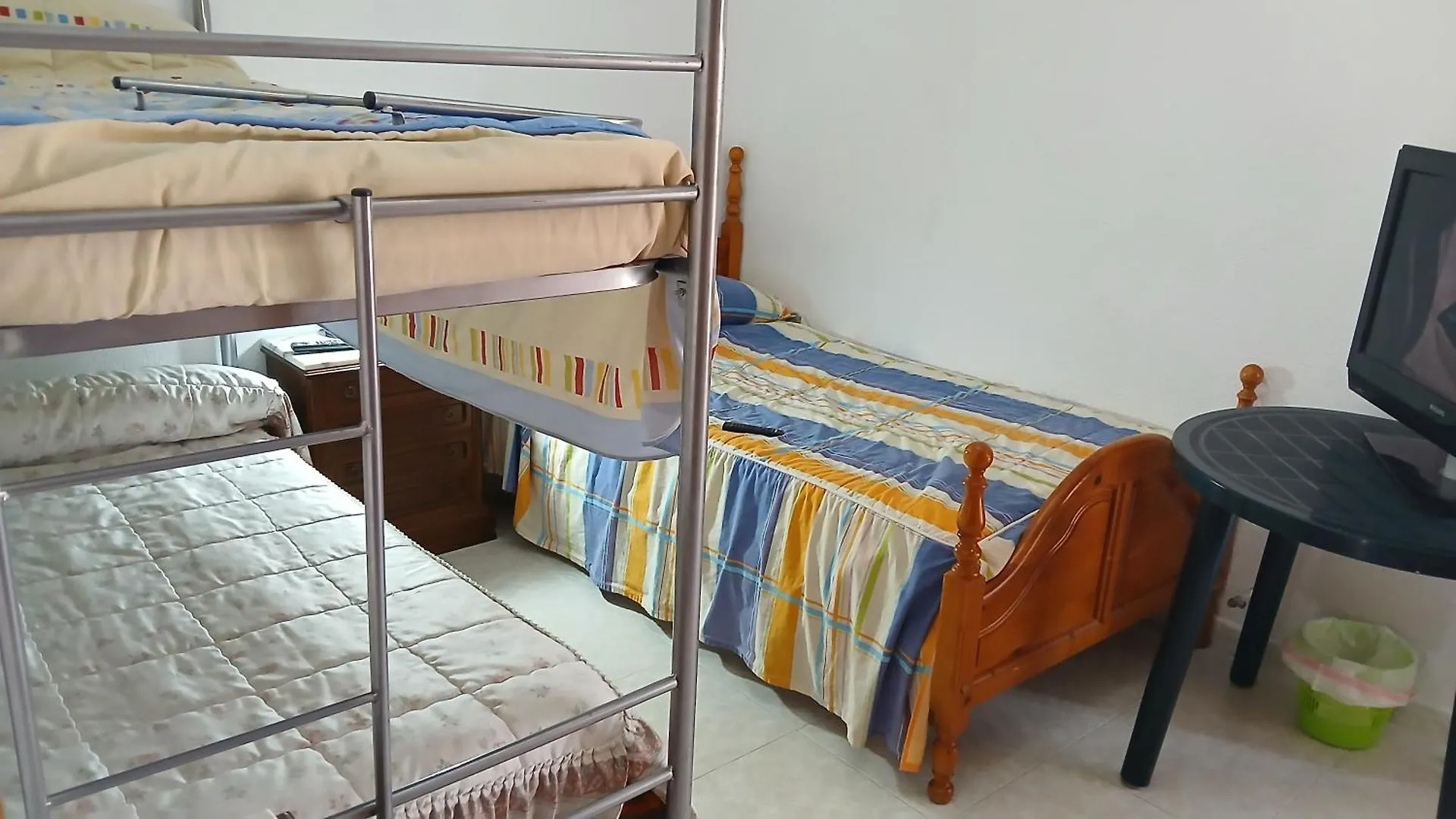 Bed & Breakfast Habitacion Privada Triple Toledo